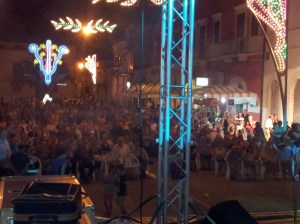 Un momento della festa di San Rocco nel rione dello scorso anno