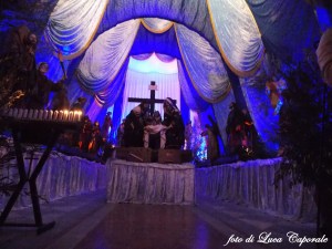 L'esposizione delle statue dei Misteri nella Vecchia Chiesa dell'Altomare, foto di Luca Caporale