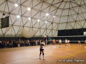 Una gara della Real Sport alla tensostruttura, foto di Luca Caporale