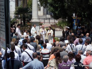 La cerimonia di consegna delle chiavi sotto l'obelisco in Piazza, foto di Luca Caporale