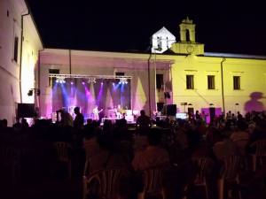Il Rock Festival al Gesuitico, foto da Facebook di Biblioteca Orta Nova