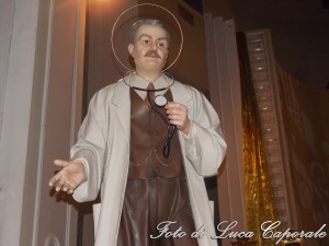 La nuova statua di San Giuseppe Moscati, foto di Luca Caporale