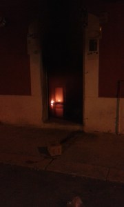 Le fiamme all'interno del locale