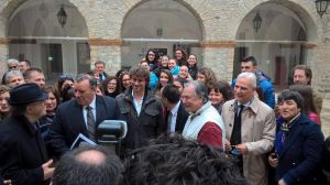 Gli alunni dell'istituto ortese e la dirigenza con Alberto Angela