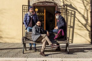 Franco Fazi dinanzi al Barbitonsore