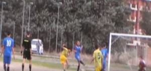 Il gol di Mazzanti del vantaggio del Celle