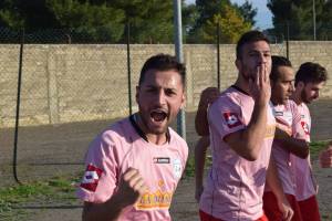 L'esultanza dei giocatori della Real Siti, foto da Facebook Real Siti