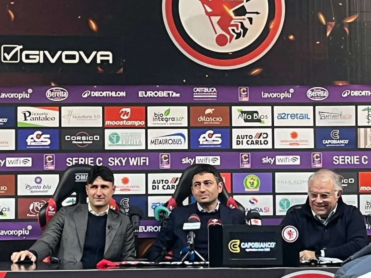Foggia, la conferenza stampa di presentazione di Casillo e De&nbsp;Vitto